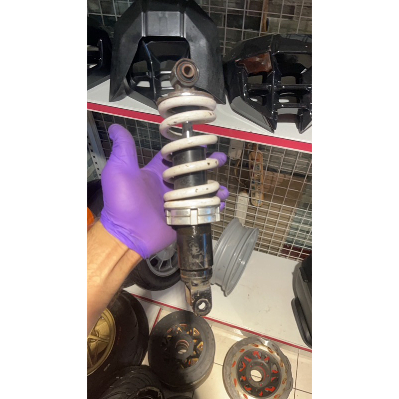 My125 My150 原廠後避震 備品出清 售價1100 運費60超商 功能正常