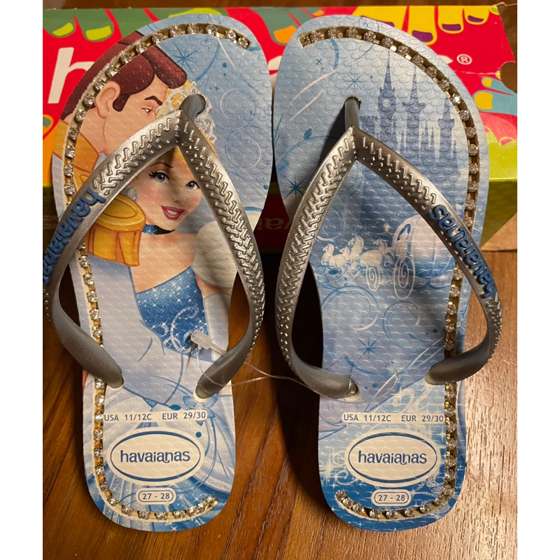 ⬇️Havaianas加鑽閃亮版✨保證全新正品現貨，只有一雙❤️ havaianas 哈瓦仕❤️人字拖/愛莎Elsa拖鞋