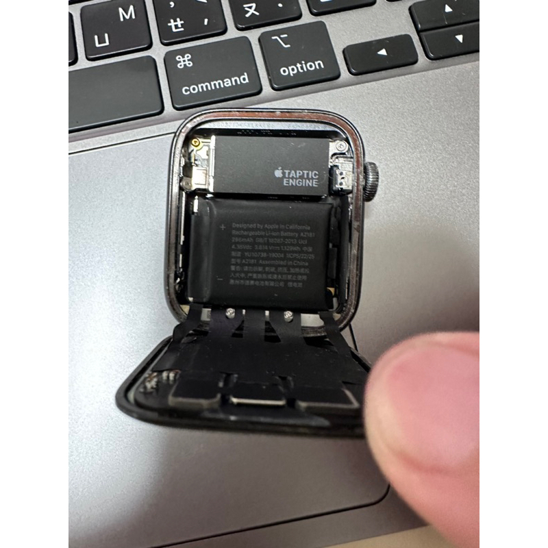 Apple watch SE  零件機可充電
