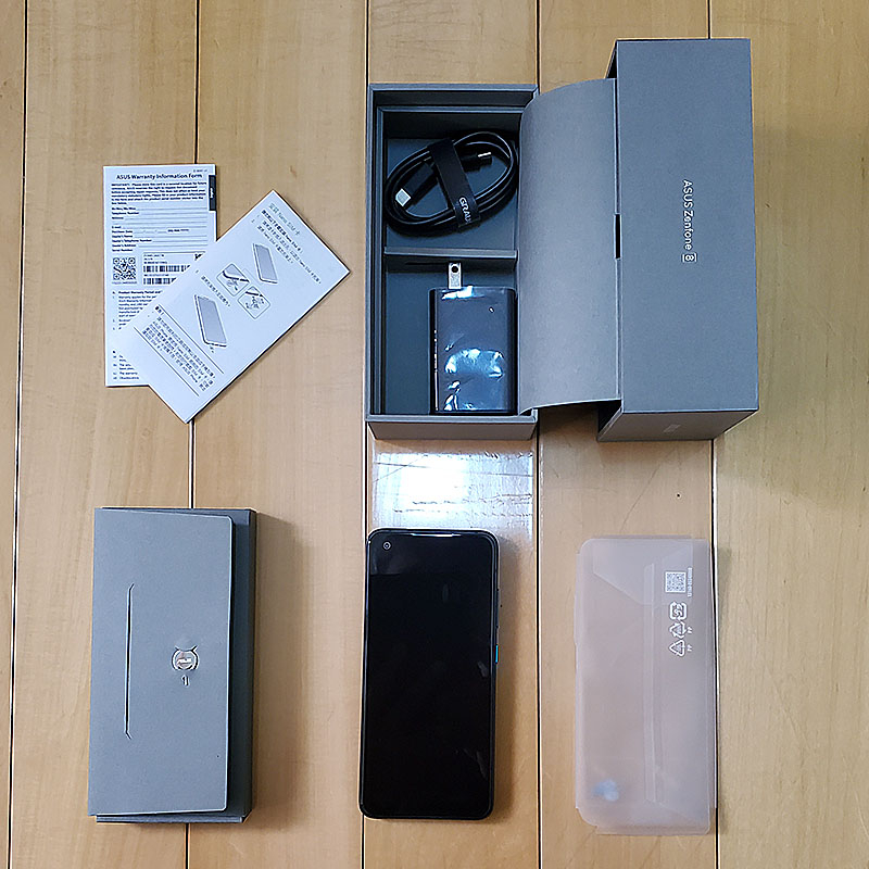 【二手】ASUS ZenFone 8 8/128G 5.9吋 華碩5G三鏡頭、挖孔全螢幕防水旗艦手機