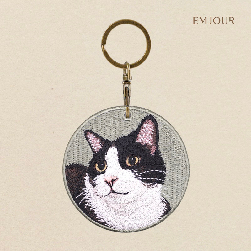 EMJOUR雙面刺繡吊飾 - 賓士貓｜ 寵物 紀念品 禮物 貓咪 鑰匙圈  包包配件 裝飾