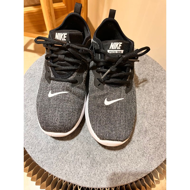 nike flex tr9 跑步鞋 慢跑鞋 黑白