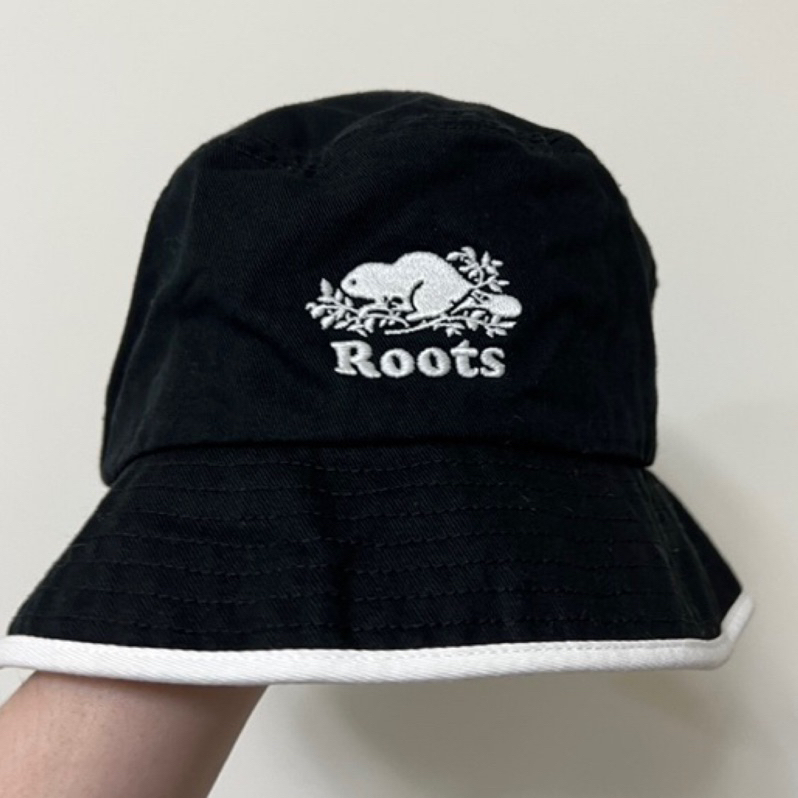 Roots 黑色白滾邊 漁夫帽 56cm