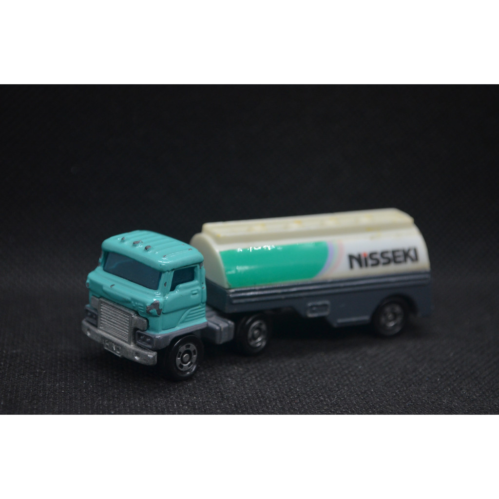 【T'Toyz】 Tomica No. 11 -2 Hino Semi Trailer 日野 油罐車 無盒 二手 中國製