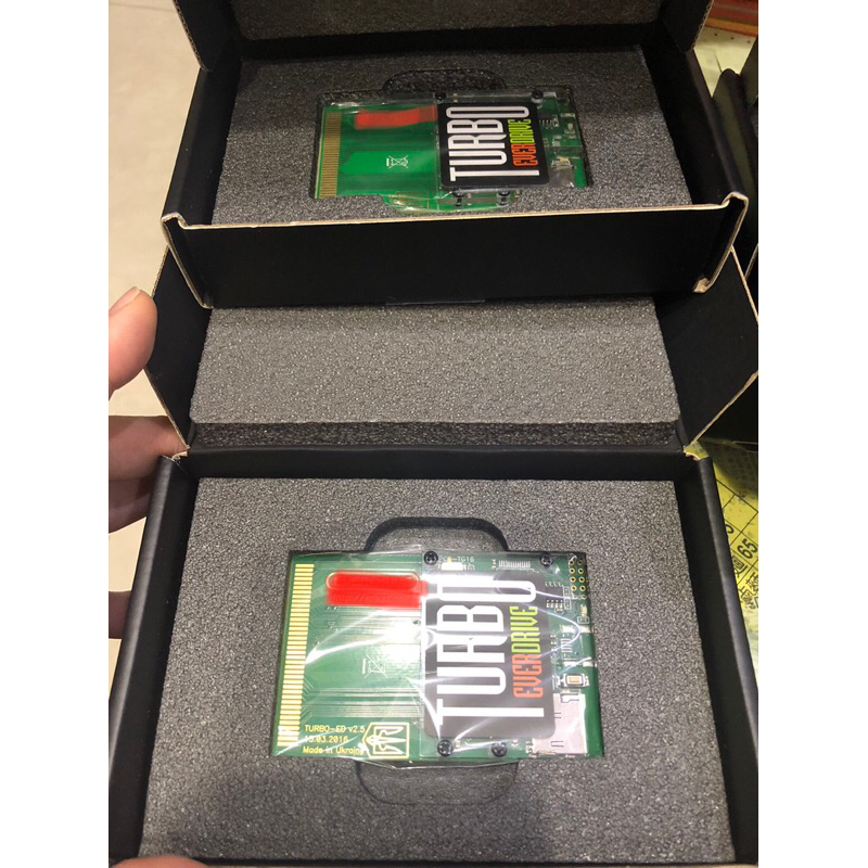 全新 烏克蘭 原廠v2.5燒錄卡 pce pc engine 燒錄卡 ，無遊戲無sd記憶卡請自行dump自己的遊戲卡遊玩