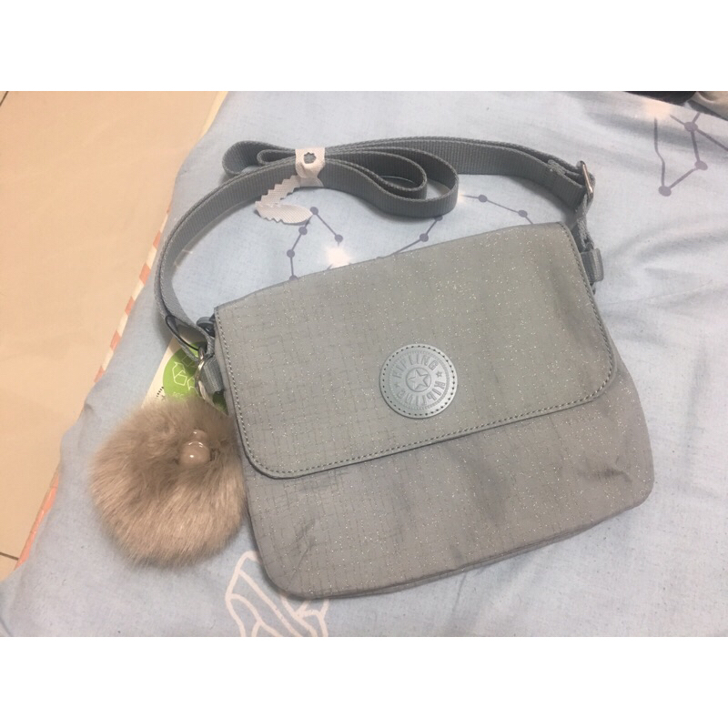 全新真品 Kipling 專櫃綠色郵差猴子側背包