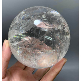 台灣現貨 珍藏 天然晶石 頂級 白水晶球 清透料 帶彩虹光 9CM 水晶球 能量球 白水晶 開運 淨化 擺件 附球座 ~