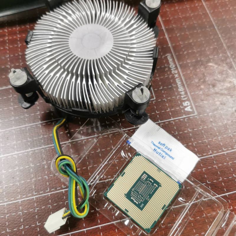 9100F CPU 二手出清 附贈原廠風扇