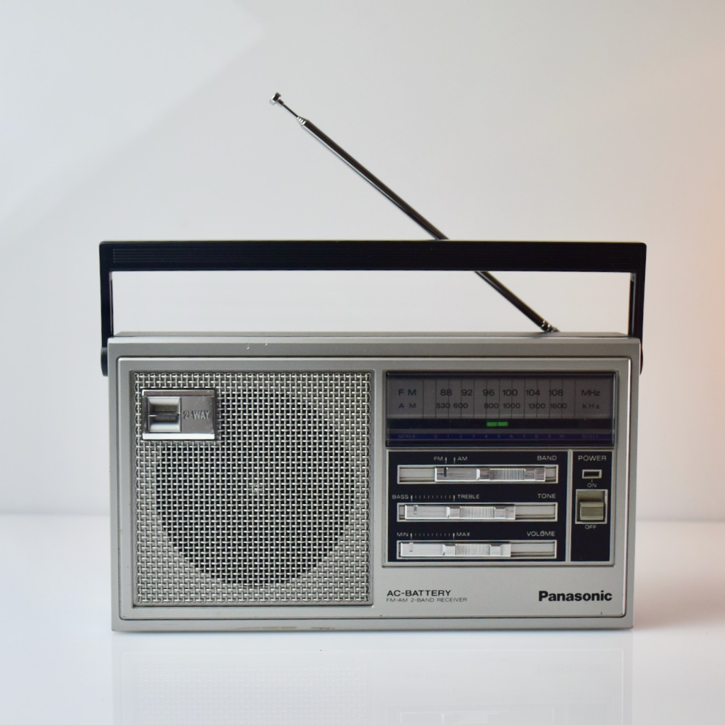 [古俬選品特蒐 ] 80年代Panasonic RF-559 AM/FM 收音機，雙喇叭可調高低音
