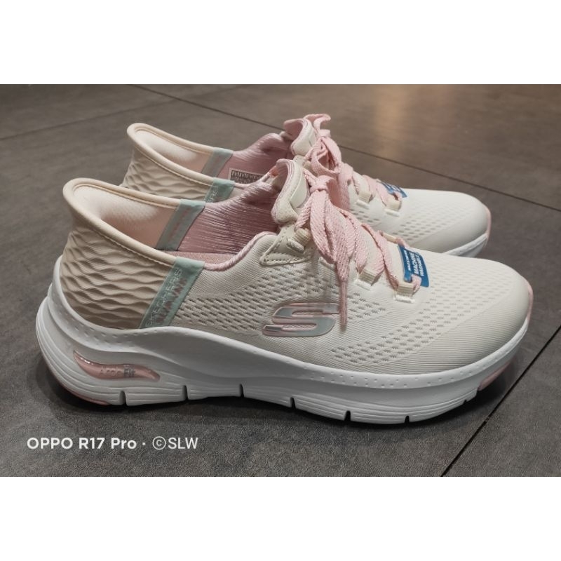 『 SLW 』149568OFPK 女 SKECHERS ARCH FIT 瞬穿舒適科技 休閒鞋 白粉 36
