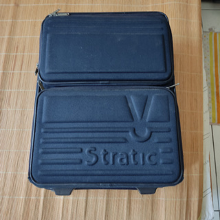 二手)Stratic行李箱 登機箱約20吋