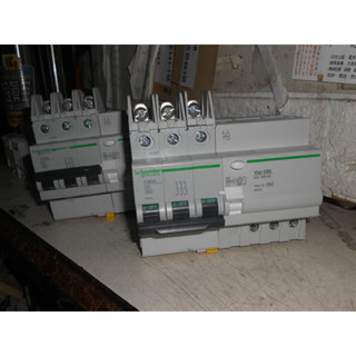 Schneider 施耐德 漏電保護模組 3P D50 斷路器 C60N + vigi C60 (d2)
