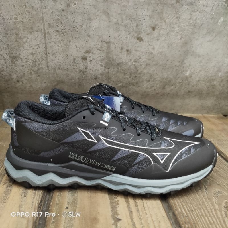 『 SLW 』J1GJ225651 男 MIZUNO WAVE DAICHI 7 GTX 防水 慢跑鞋 37