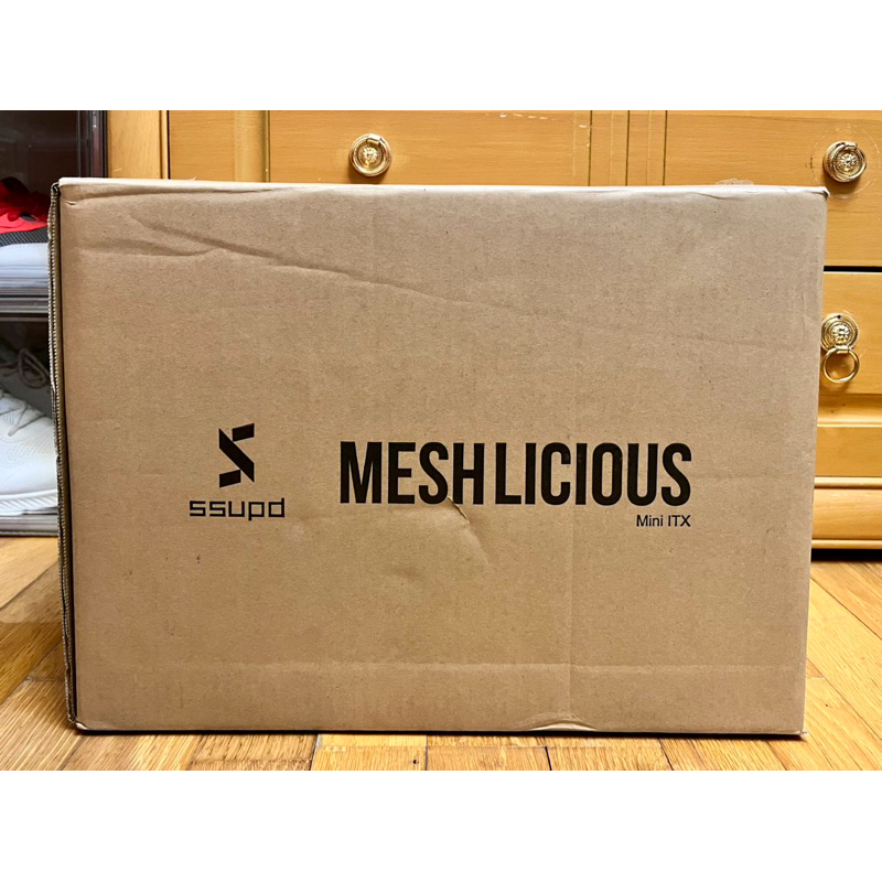 SSUPD meshlicious 含 PCIE4.0線版 白色 玻璃透測版 二手 原價屋購入