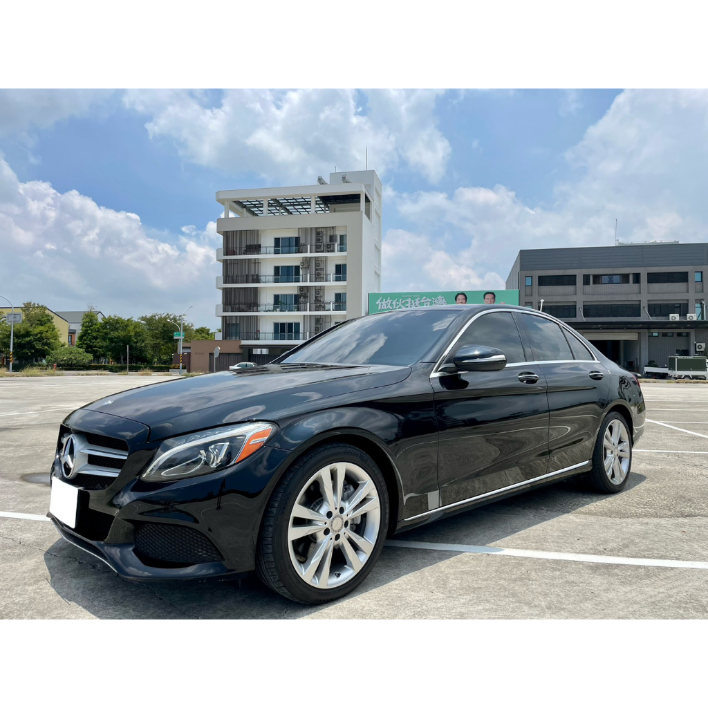 2015 BENZ W205 C300 漂亮認證車 實車在台南