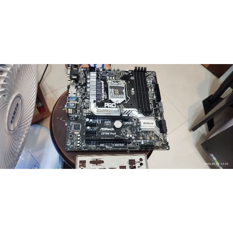 Z270M Pro4 z270 賣 華擎 主機板1片含單版 外觀漂亮