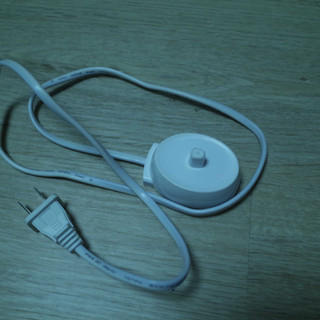 二手-百靈牌 BRAUN 電動牙刷充電器3757型 為Braun Oral-B D17 充電器