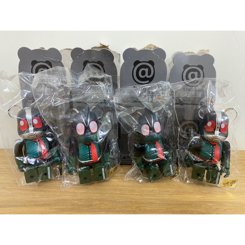 Be@rbrick series 46 假面騎士&amp;隱藏組合（兩隻一組）