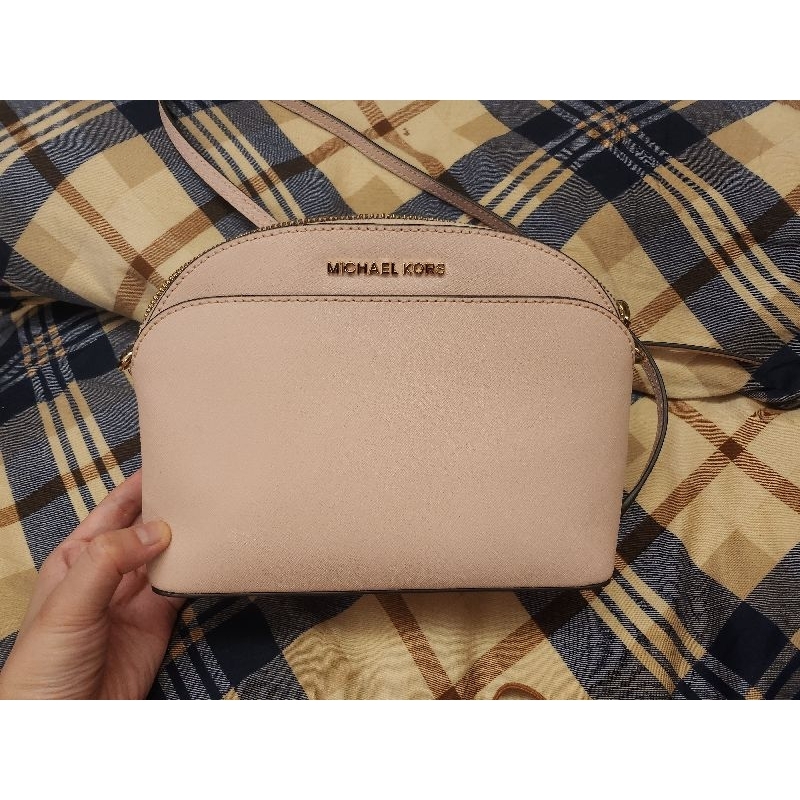 Michael Kors 粉色貝殼包