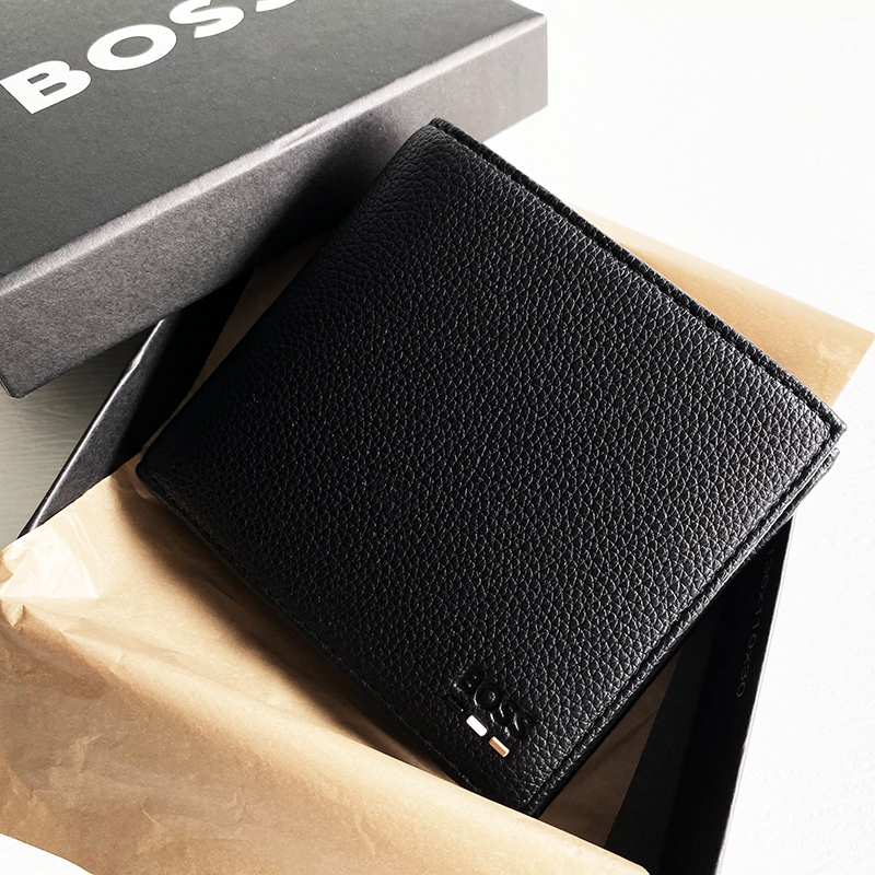 美國百分百【全新真品】BOSS 皮夾 短夾 專櫃精品 配件 簡約 皮革 錢包 LOGO 黑色 CH18