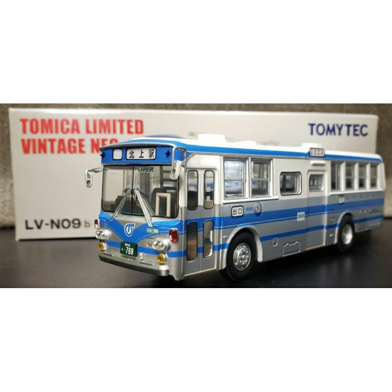 [絕版品]  TOMYTEC LV-N09 五十鈴BU04型 岩手県交通巴士 紙盒完美