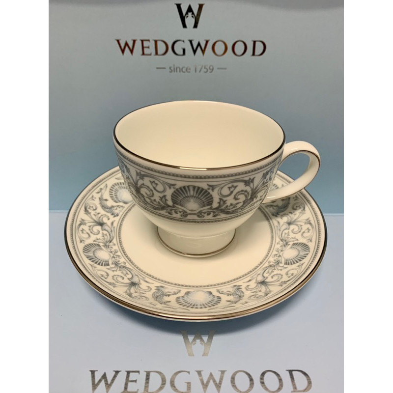 （免運）全新真品 英國製 已停產Wedgwood 瑋緻活 高貴雋永 Dolphins銀邊海豚 骨瓷咖啡/茶1杯1盤