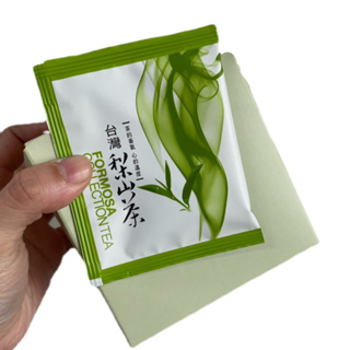 ［ 茶農媳婦 ］梨山四角茶包 2-3g 產地：台灣 一包10元 30包送盒子 非三角茶包