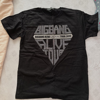 Big bang alive galaxy tour 2012 短T 已絕版