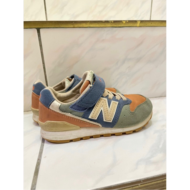 NB 撞色鞋 兒童 17cm 二手