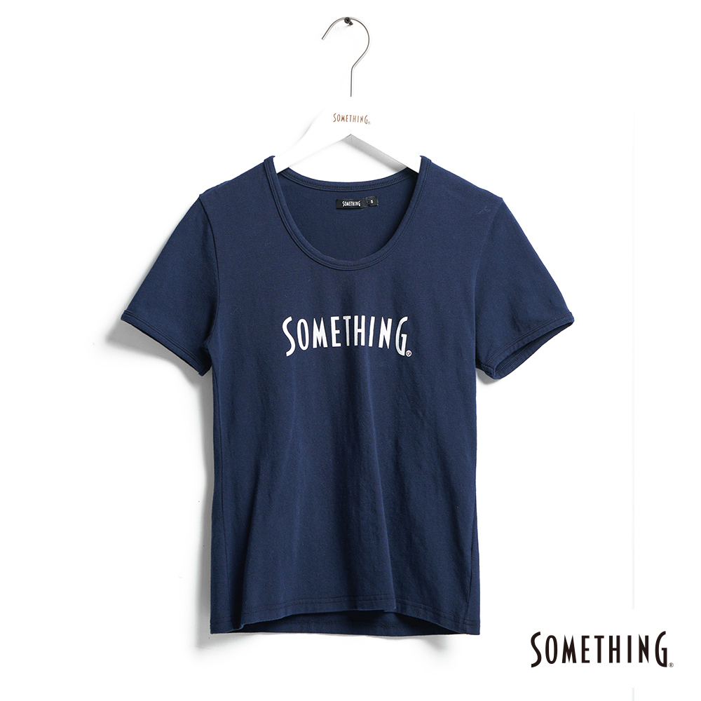 SOMETHING Ｕ領LOGO印花短袖T恤(丈青色)-女款