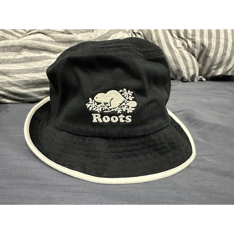 (降價售）ROOTS漁夫帽 （二手）