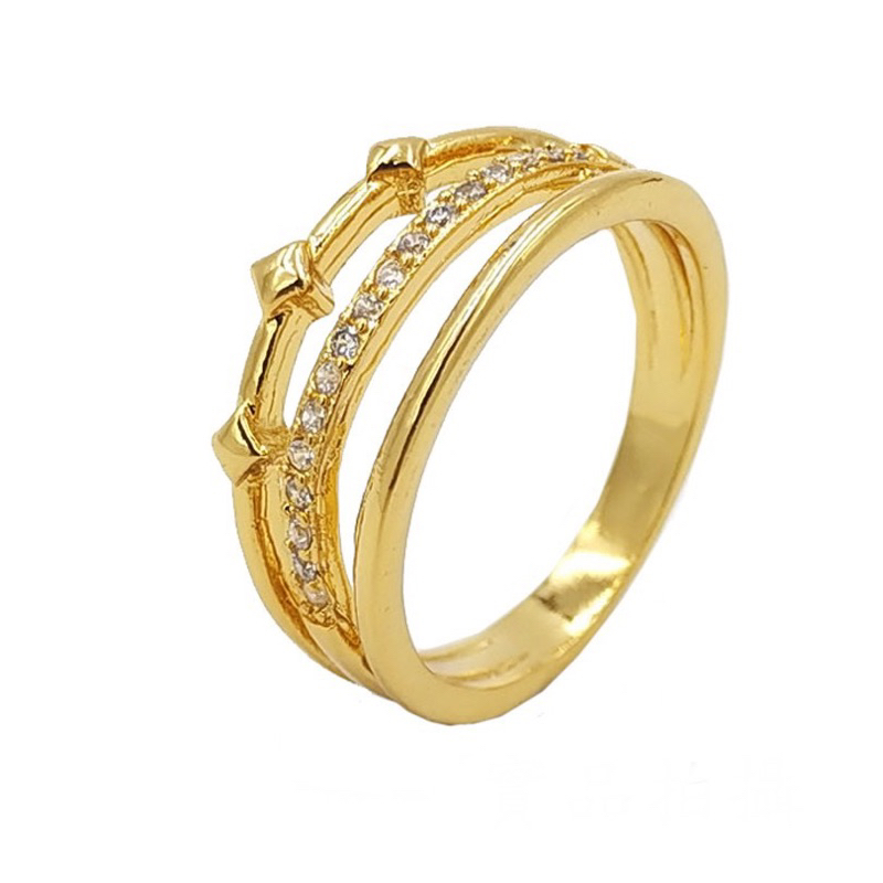 金戒指 6-8號 鍍18K金色 仿金戒指 菱形三環 超閃水鑽 鑽石戒指 沙金戒指 艾豆『H3715』