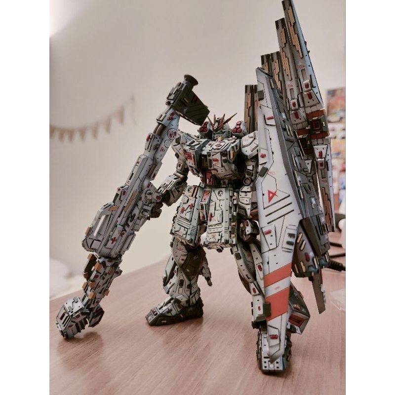 展示用 rg hg 全裝備牛鋼 hws v鋼彈 rx93 鋼彈塗裝完成品