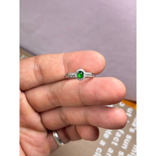 早期收藏老料濃鬱辣椒綠翡翠放光翡翠蛋面輕珠寶華麗盤鑽款戒指