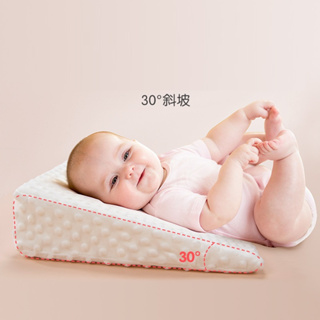 WanWorld 防吐奶枕 溢奶枕 嬰兒枕 防吐奶斜坡墊 餵奶枕 嬰兒防翻枕