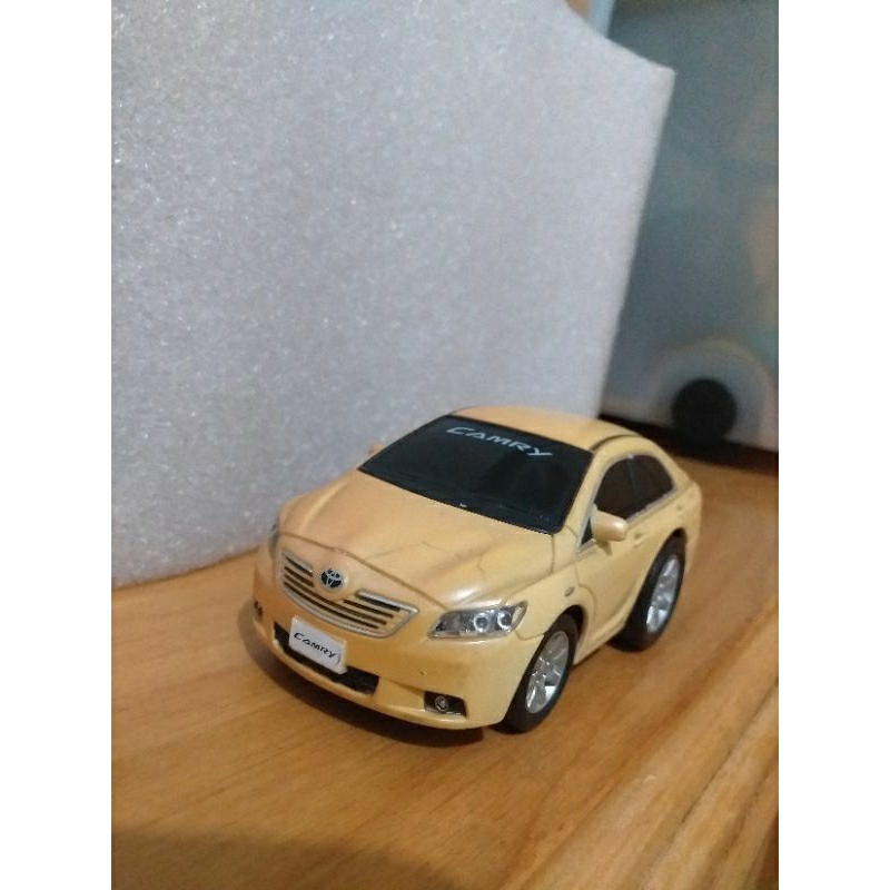 二手無盒 1/32 Q車 Q版迴力車 豐田 TOYOTA CAMRY G版 MK6 六代 凱美瑞 珍珠白嚴重泛黃 模型車