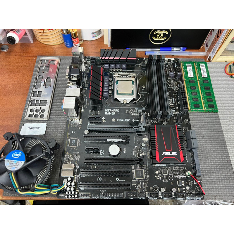 華碩H97-PRO GAMER主機板+CPU I7 4790+DDR3 8Gx2+銅扇+擋板 1150腳位