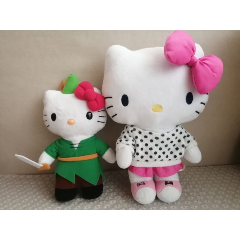 三麗鷗 Hello Kitty 2013年 2017年 娃娃 玩偶 兩隻一起賣 二手