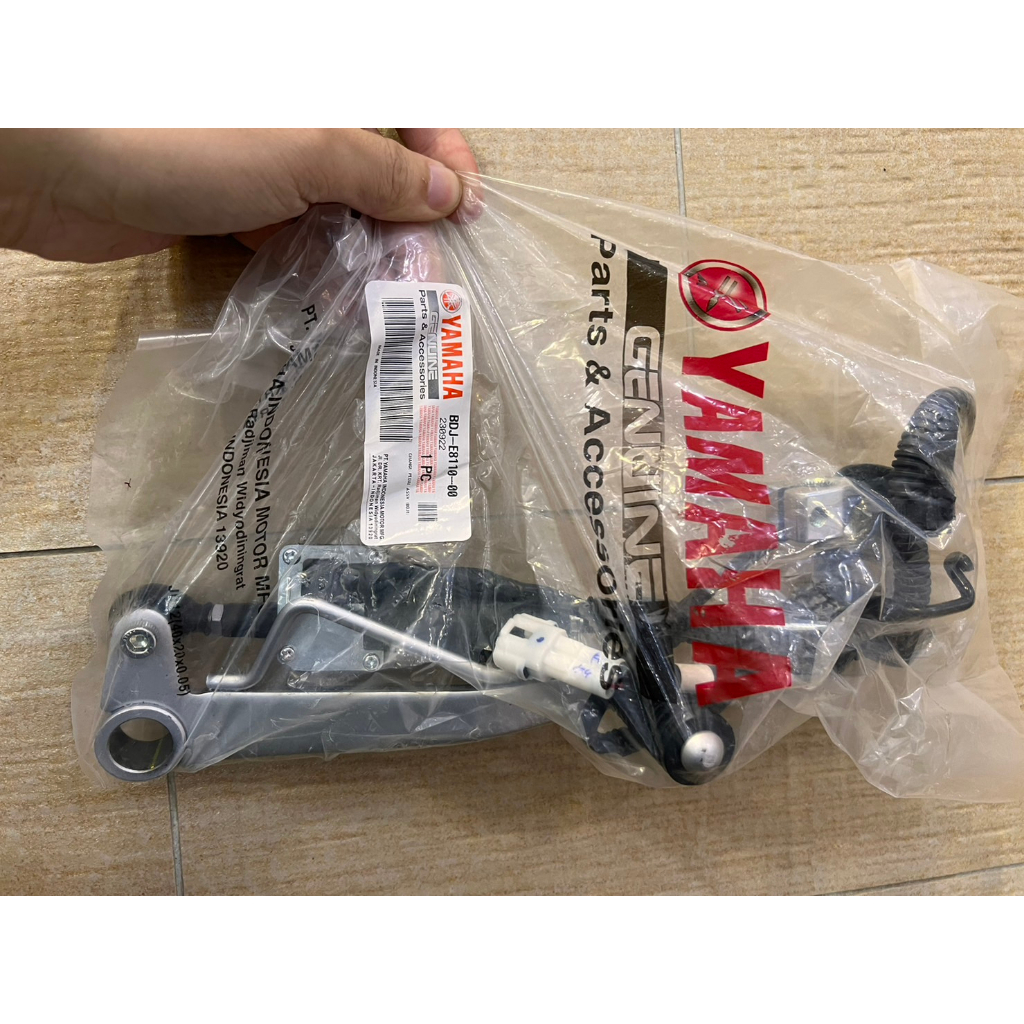 YZF-R15 V4 M R15M 原廠 快速排檔 快排 BDJ-E8110-00 BCW-E8110-00 現貨