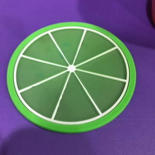 A：二手綠色檸檬片造型杯墊 文青咖啡下午茶裝飾