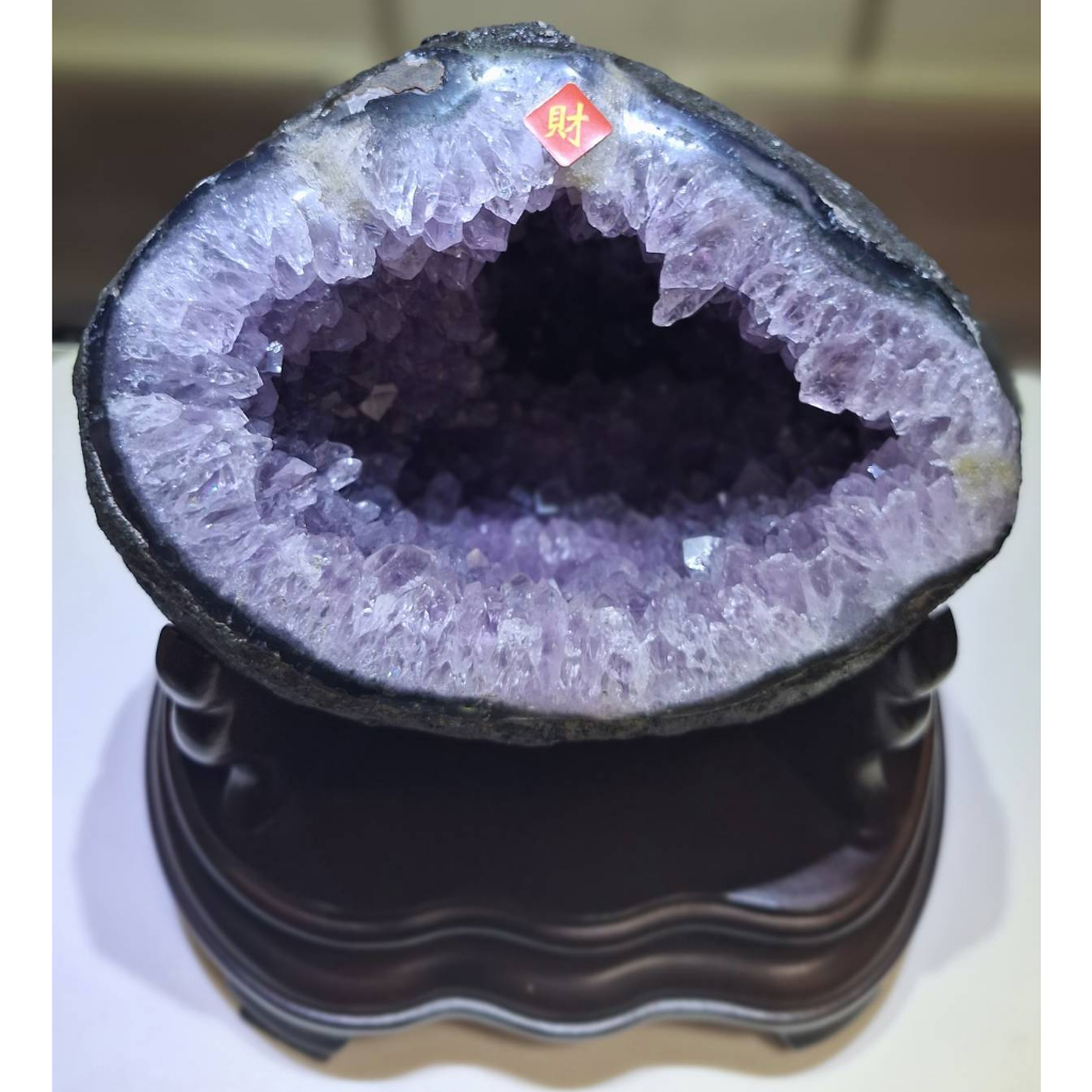 烏拉圭原皮紫晶洞 寬15cm 高14cm 深15cm 洞深9cm 重3.5公斤 重量不含底座,會贈送