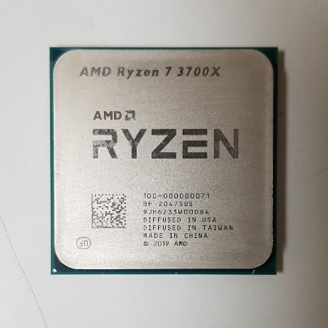 AMD Ryzen R7 3700X 銳龍 CPU 處理器 附原廠散熱風扇 2手良品 原廠保固內