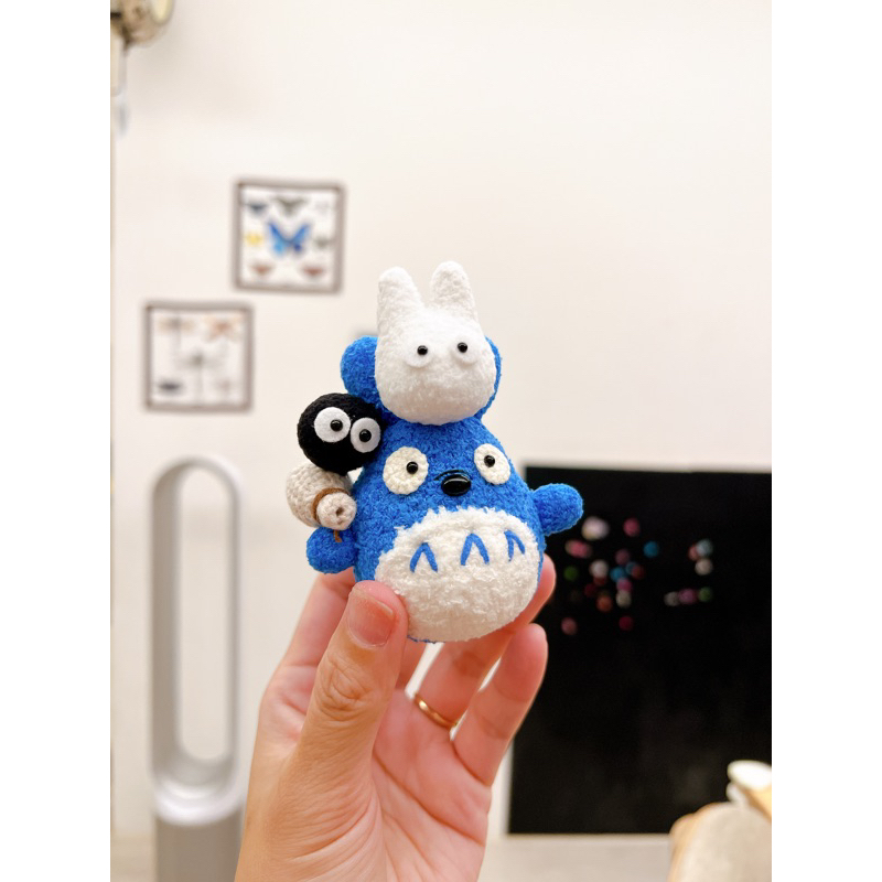 《預購》手工毛線鉤織# 宮崎駿 藍色龍貓、白色小龍貓、煤炭球 鑰匙圈