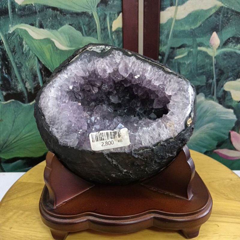 天然 2.8公斤 ((烏拉圭紫水晶洞)) 藏風 納氣.納財.聚財