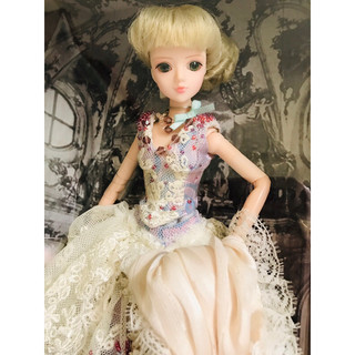 【 J-doll 】J-625 Nerudova ulice j-doll (非芭比 Barbie / momoko)