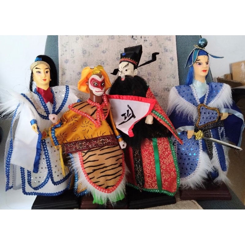 12吋傳統布袋戲偶(有史艷文、包青天、孫悟空、青陽子、張飛等，每尊340元)