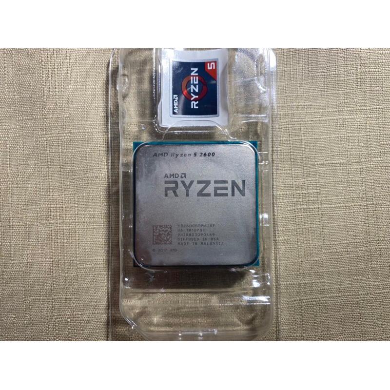 (二手）AMD Ryzen R5 2600 AM4 CPU 盒裝含風扇散熱器