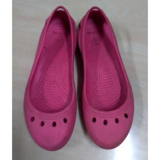 crocs 尺碼37 防水 二手 娃娃鞋 包鞋 平底鞋 品牌 專櫃 百貨