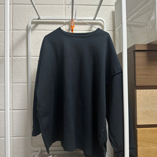 冬季上衣區：刷毛太空感衣/hang ten毛衣/Lativ法蘭絨襯衫/net熊貓T/H&M酒紅短帽T/Spao藍毛衣