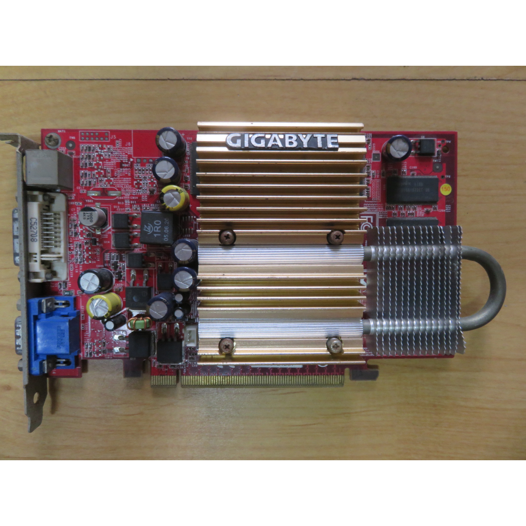 E.PCI-E顯示卡-MSI 微星 NX6600-TD256E 128位元 D-Sub DVI S-Video直購價70